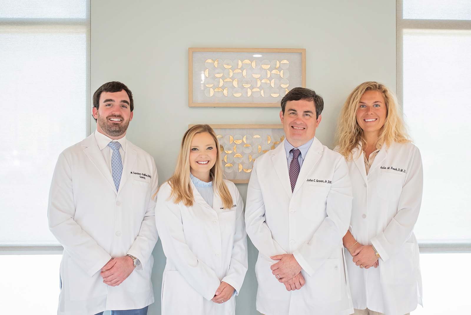 Point_Clear_Dental_Doctors.jpg
